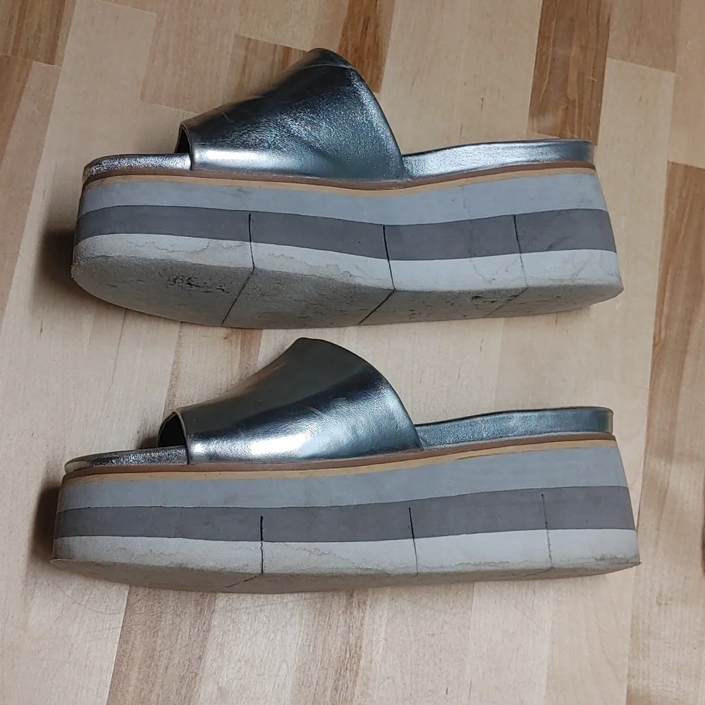 ShuShop Metallic Silver Platform Slide Sandals with Striped Sole